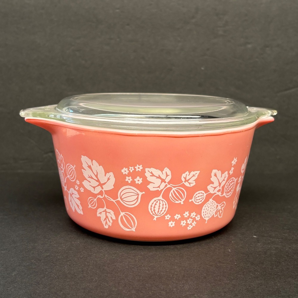 Vintage Pyrex Gooseberry Pink White 473 1 Qt Casserole Dish with Lid 470